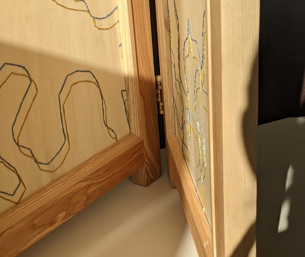 Brodeuse de Matières, Fanny Seugé, artiste Broderie papier, œuvres originales, artisanat d'art